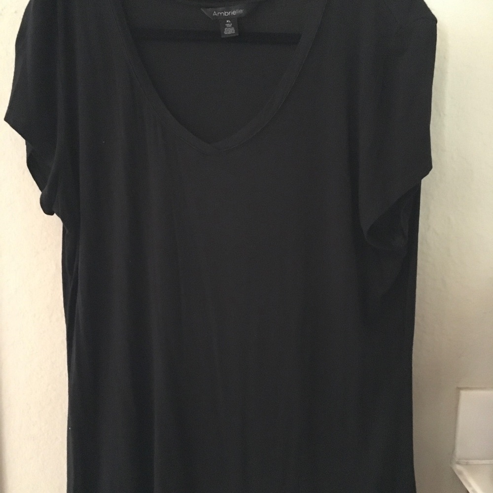 Ambrielle Black V-Neck Short Sleeve Tee